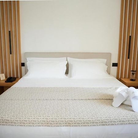 Plana Hotel Казерта Екстер'єр фото