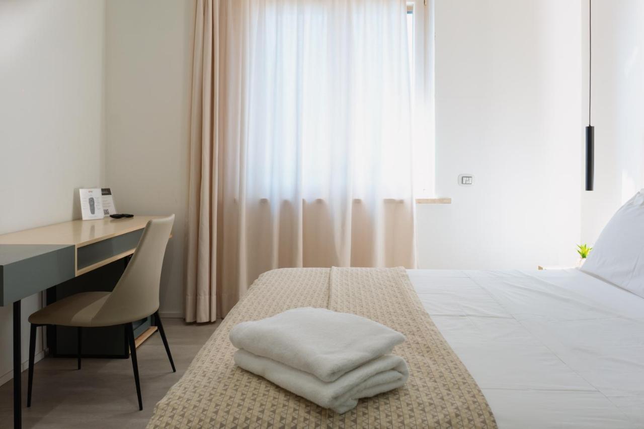 Plana Hotel Казерта Екстер'єр фото