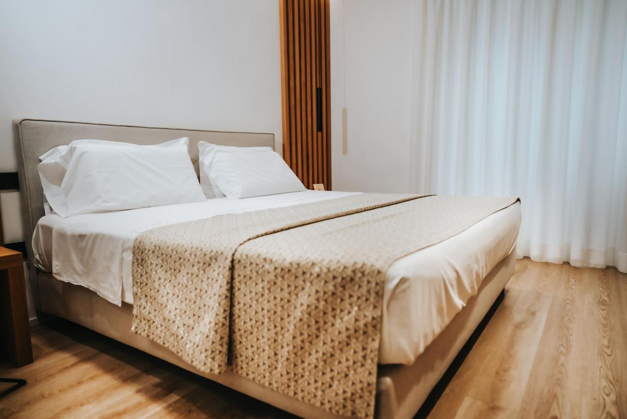 Plana Hotel Казерта Екстер'єр фото