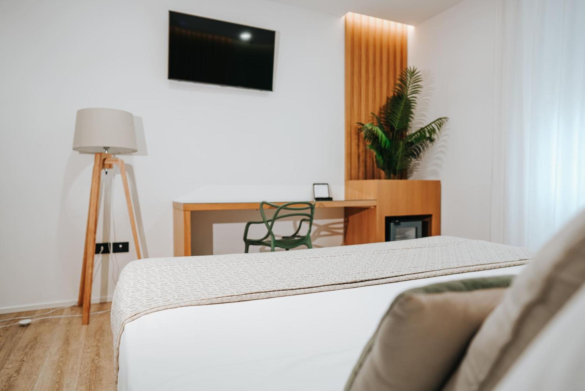 Plana Hotel Казерта Екстер'єр фото