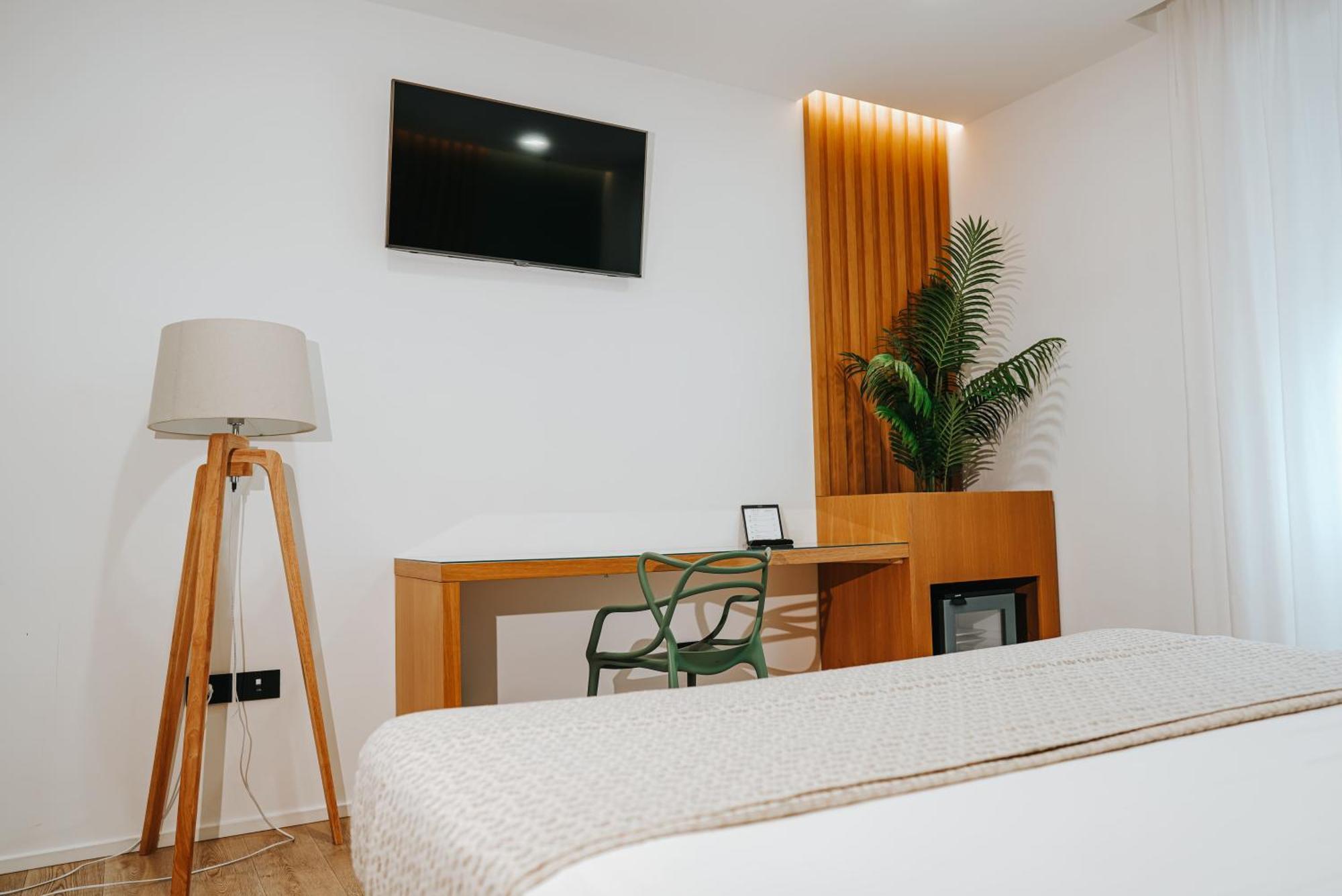 Plana Hotel Казерта Екстер'єр фото