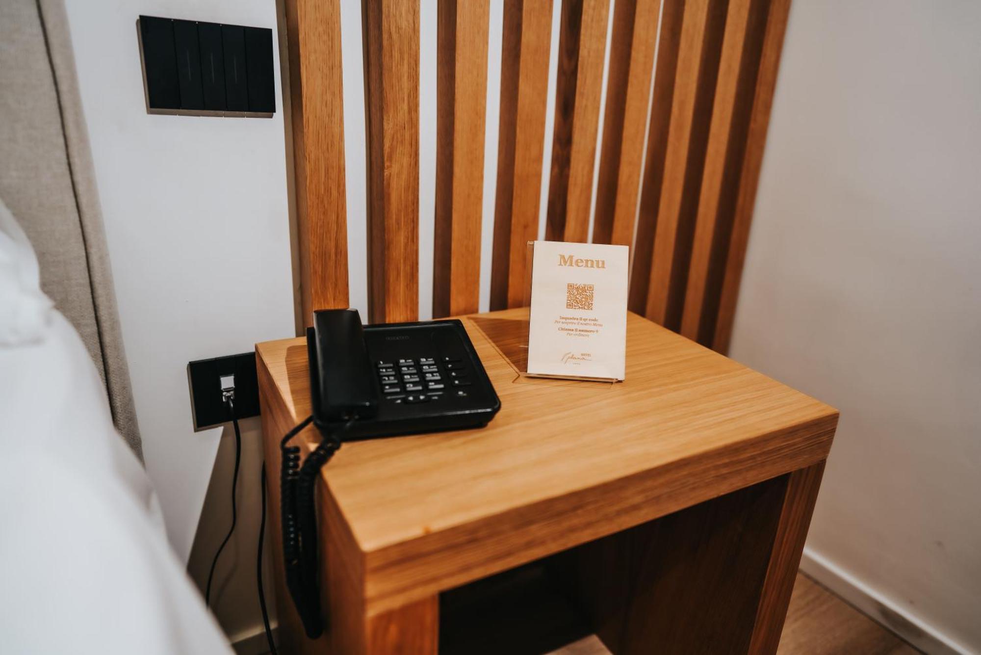 Plana Hotel Казерта Екстер'єр фото