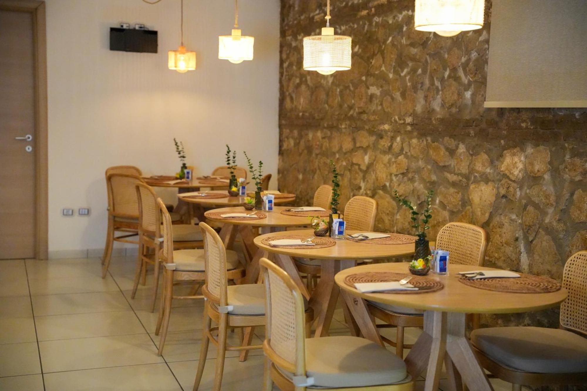 Plana Hotel Казерта Екстер'єр фото