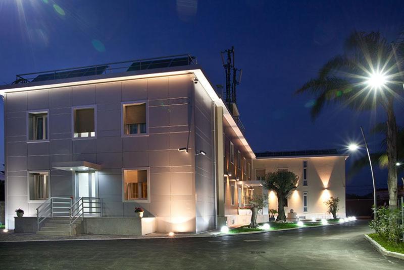 Plana Hotel Казерта Екстер'єр фото